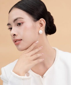 Bông tai ngọc trai Dior South Sea Vàng Kim – Vẻ đẹp sang trọng từ Shinepearl